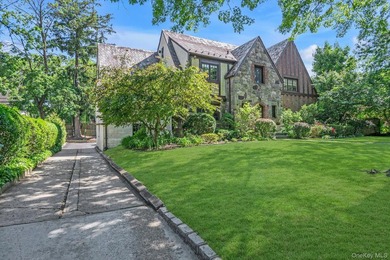 Village of Kensington. - Bright and Elegant Tudor Filled with - photo 35