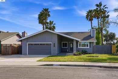 Experience the ultimate waterfront lifestyle at 5502 Drakes - photo 44