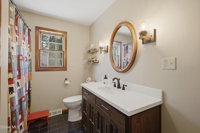STUNNING LAKE VIEW + PRIME LOCATION. Beautifully renovated and - photo 47