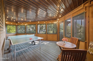 STUNNING LAKE VIEW + PRIME LOCATION. Beautifully renovated and - photo 48
