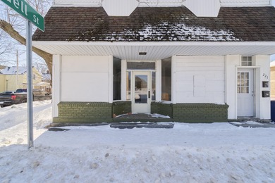 Investment Opportunity- Multi-Purpose Building in the City of - photo 4