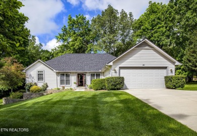 Lake Home For Sale in Fairfield Glade, Tennessee