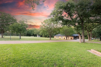 Welcome to 4000 Post Oak Rd. in Flower Mound Texas. Potential - photo 6
