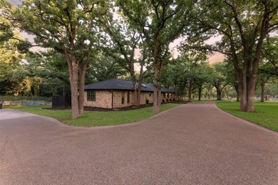 Welcome to 4000 Post Oak Rd. in Flower Mound Texas. Potential - photo 8
