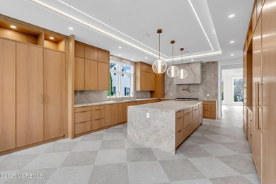 Introducing the pinnacle of luxury living! Designed by renowned - photo 8
