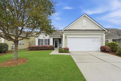 Beautifully maintained Martin Ray model with three bedrooms PLUS - photo 1