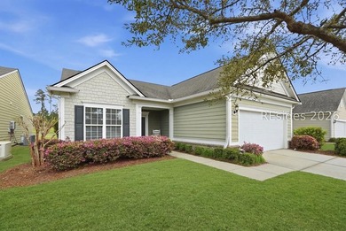Beautifully maintained Martin Ray model with three bedrooms PLUS - photo 2