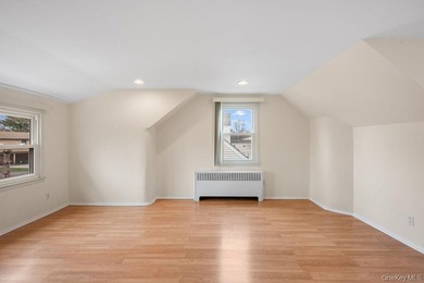 Unbeatable Location! Situated on a quiet cul-de-sac in the - photo 18