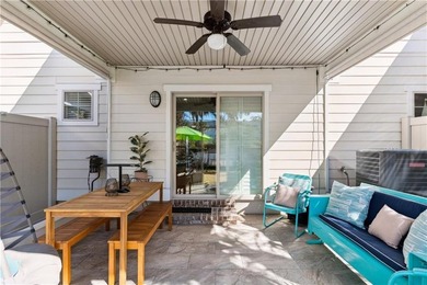 Beautifully maintained FULLY FURNISHED coastal townhome with - photo 20