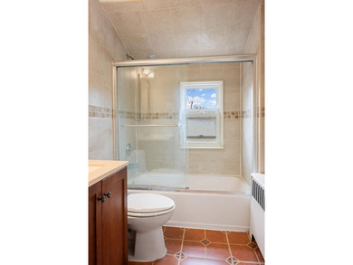 Unbeatable Location! Situated on a quiet cul-de-sac in the - photo 21