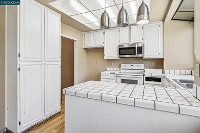 INVESTORS, FLIPPERS, AND CONTRACTORS-DON'T MISS THIS - photo 22