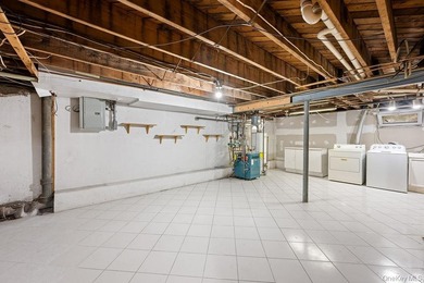 Unbeatable Location! Situated on a quiet cul-de-sac in the - photo 25
