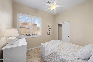 Back on the market after the prior buyer's financing fell - photo 28