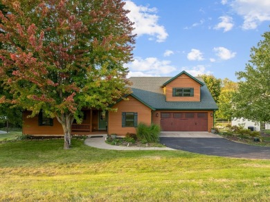 Apple Canyon Lake Home Sale Pending in Apple River Illinois