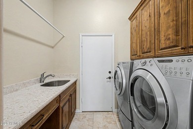 Back on the market after the prior buyer's financing fell - photo 34