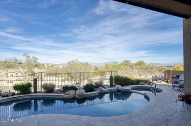 Back on the market after the prior buyer's financing fell - photo 36
