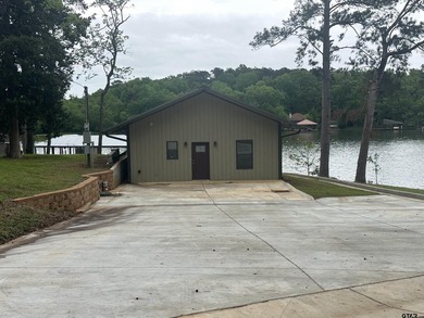 Welcome to this stunning 2025/2026 barndominium style retreat - photo 1