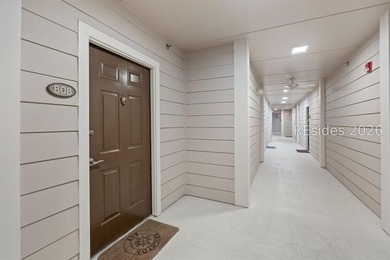 Well-appointed and ideally situated, this 1-bedroom, 1-bath - photo 3