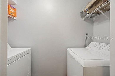 Well-appointed and ideally situated, this 1-bedroom, 1-bath - photo 7