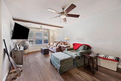 Well-appointed and ideally situated, this 1-bedroom, 1-bath - photo 10