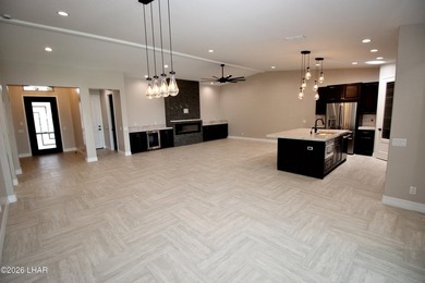 Dare to compare! Convenient central location within minutes of - photo 23