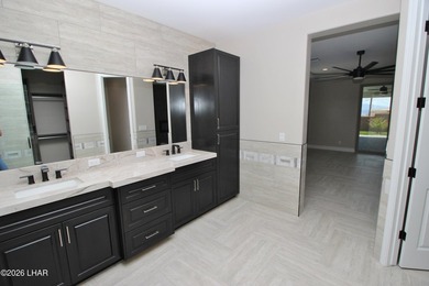 Dare to compare! Convenient central location within minutes of - photo 45