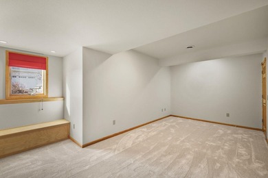 BRAND NEW ROOF! Welcome to this beautifully maintained 4-bedroom - photo 45