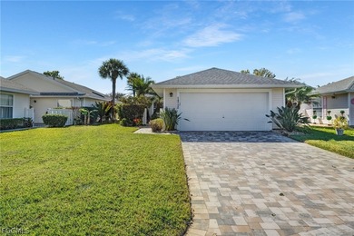 Caloosahatchee River Home For Sale in Fort Myers Florida