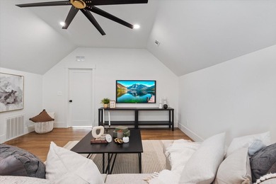 This stunning new home combines modern luxury with thoughtful - photo 29
