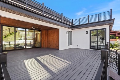 This stunning new home combines modern luxury with thoughtful - photo 46