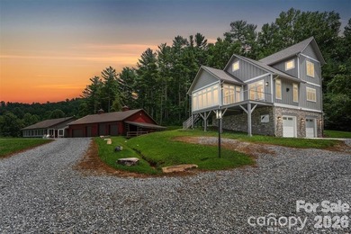 Uncover an exceptional multi-residence compound offering - photo 1