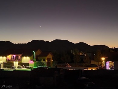 Equestrian lifestyle! Located in Mission Hills Estates! OVER AN