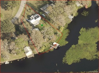Lake Home Off Market in Crystal River, Florida