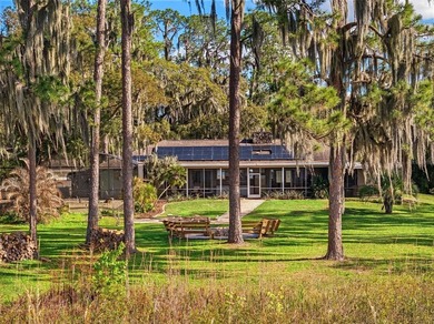 Welcome to 14051 Marine Ct - a breathtaking lakefront estate - photo 12