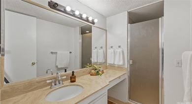 Welcome to your remodeled sanctuary in the sky, at Waikiki Park - photo 14