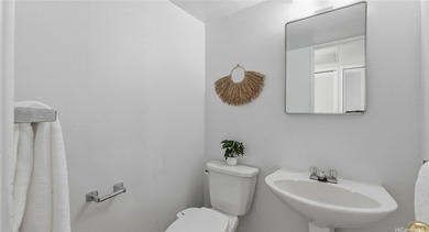 Welcome to your remodeled sanctuary in the sky, at Waikiki Park - photo 15