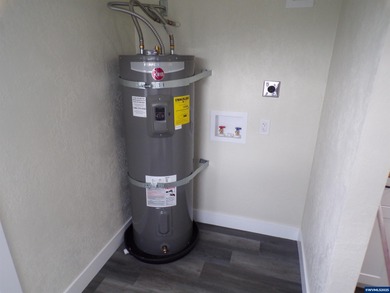 See 3-D video/tour at bottom/left of pictures.You Must See