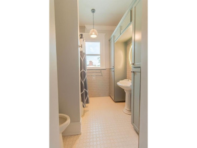 Historic Elegance Meets Modern Convenience in Waco,TX

Step