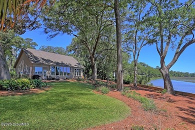 Experience quiet, coastal luxury on .85 acres of waterfront - photo 27