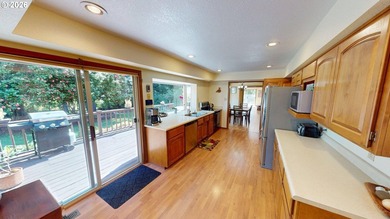 Beautiful Classic Ranch on 1.09 Private Acres - Timeless - photo 8