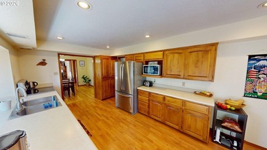Beautiful Classic Ranch on 1.09 Private Acres - Timeless - photo 9