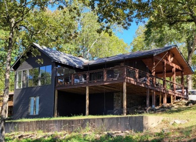 Lake Home For Sale in Clinton, Arkansas