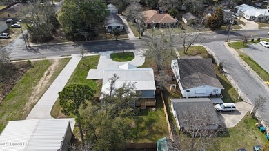 Welcome to South Pascagoula. This 3 bedroom 2 bath home also - photo 33
