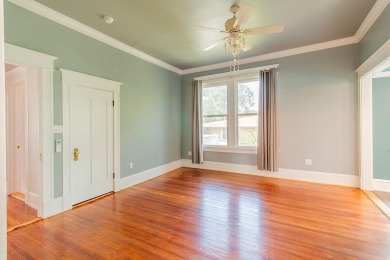 Historic Elegance Meets Modern Convenience in Waco,TX

Step