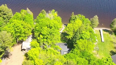 You wont find a more up-to-date camp on the lake within easy - photo 43