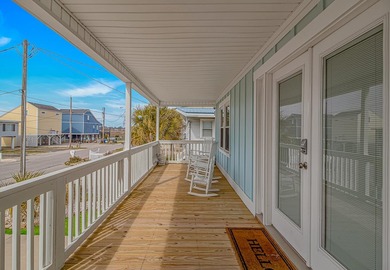 Newly renovated raised beach house located in the highly - photo 5
