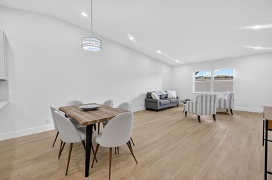 This beautifully remodeled and move-in ready 2- bedroom - photo 8
