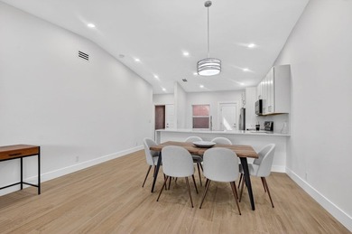 This beautifully remodeled and move-in ready 2- bedroom - photo 10