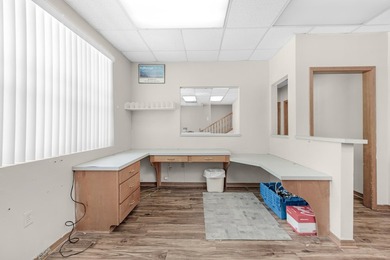 914 B has a total of 3702 sq ft. on the first floor and 356 on - photo 11
