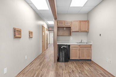 914 B has a total of 3702 sq ft. on the first floor and 356 on - photo 14
